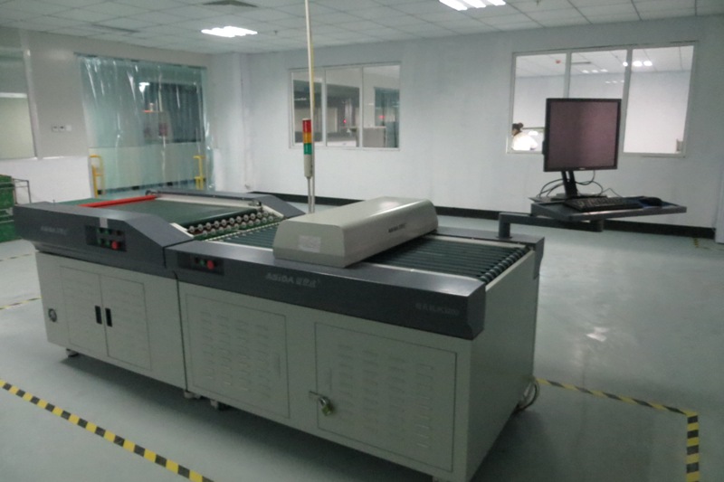 驗孔機.jpg